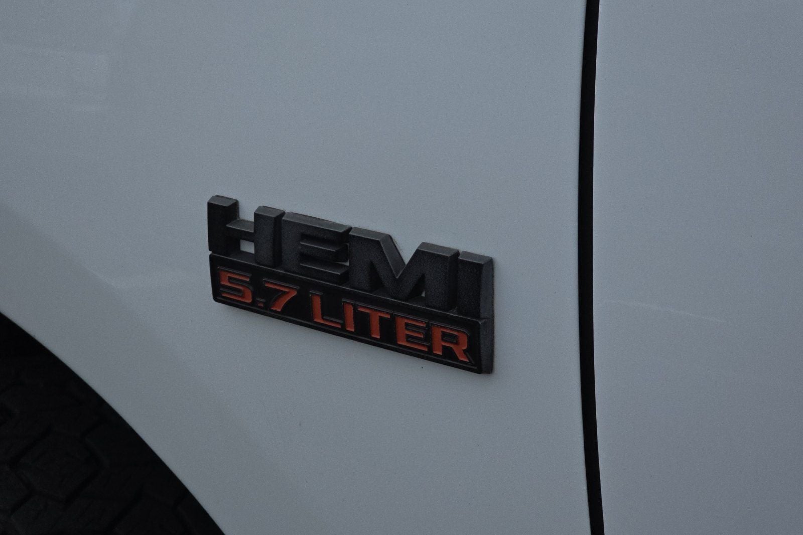 2018 RAM 1500 SLT