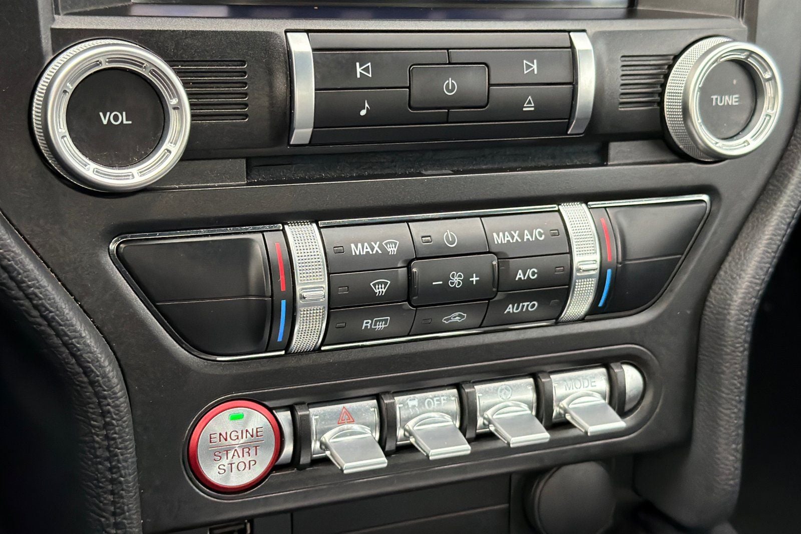 2023 Ford Mustang Mach 1