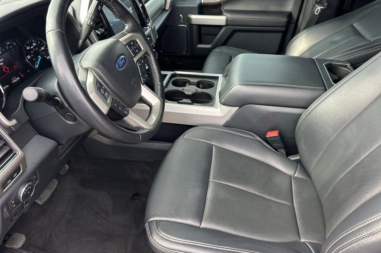 2022 Ford F-250SD Lariat