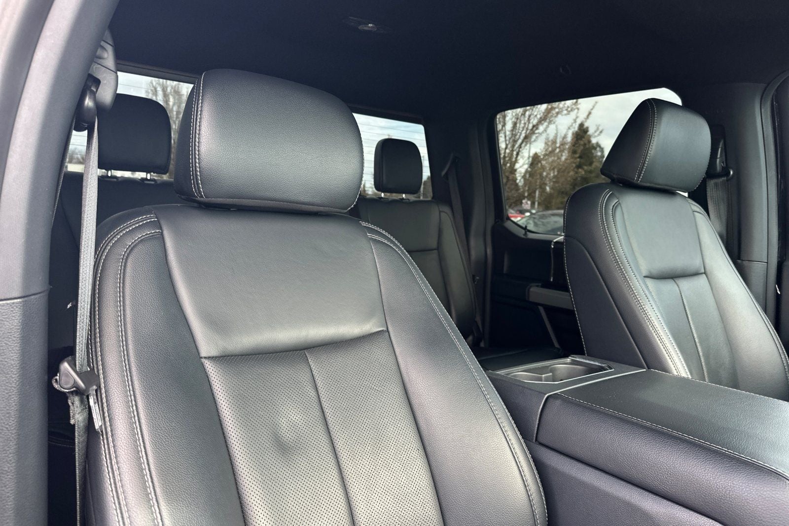 2022 Ford F-250SD Lariat