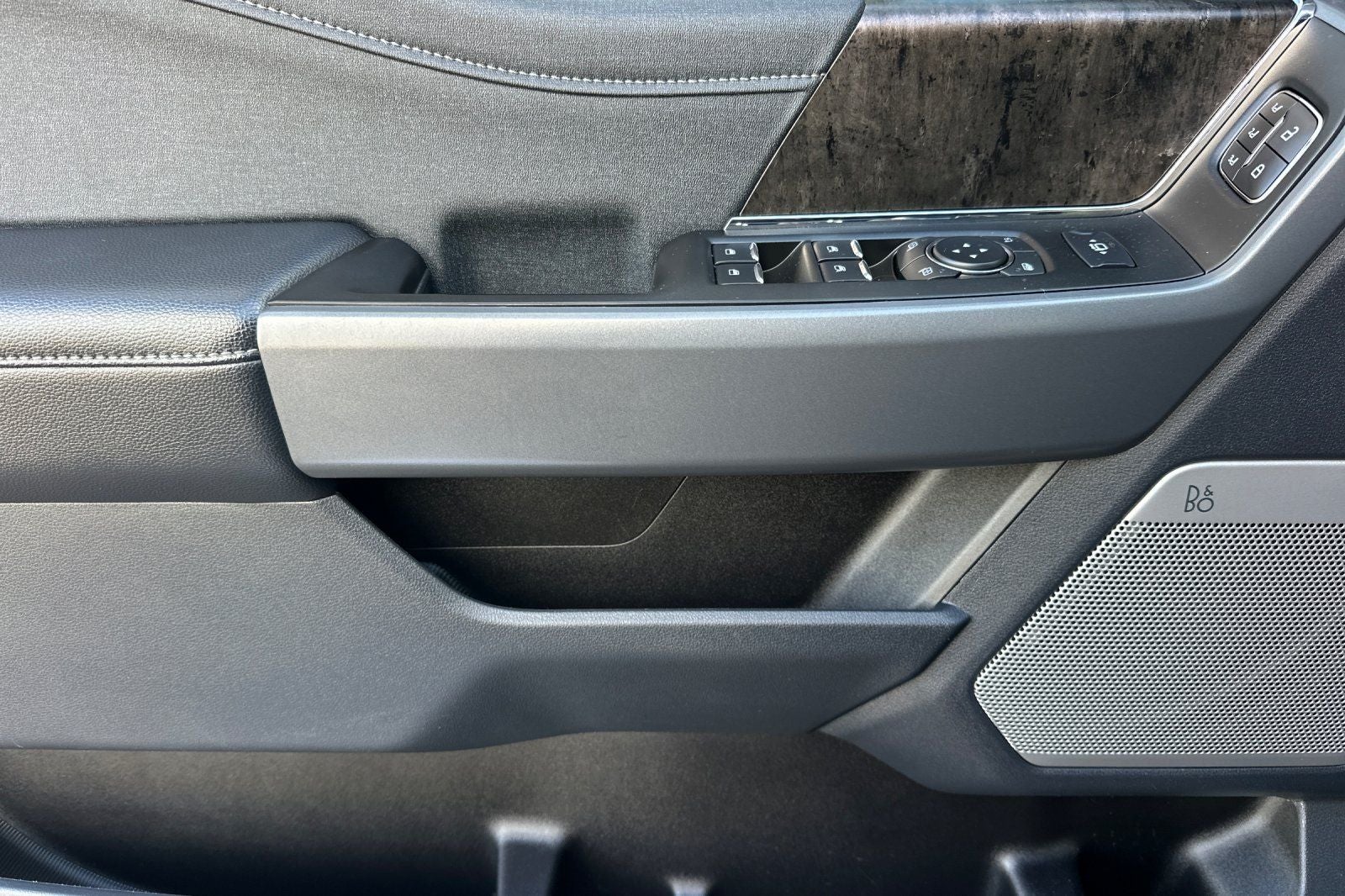 2024 Ford F-350SD Lariat