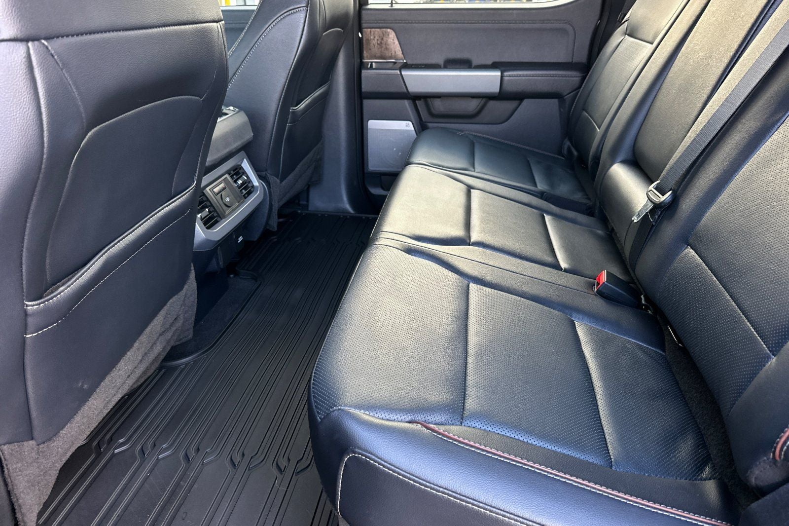 2024 Ford F-350SD Lariat