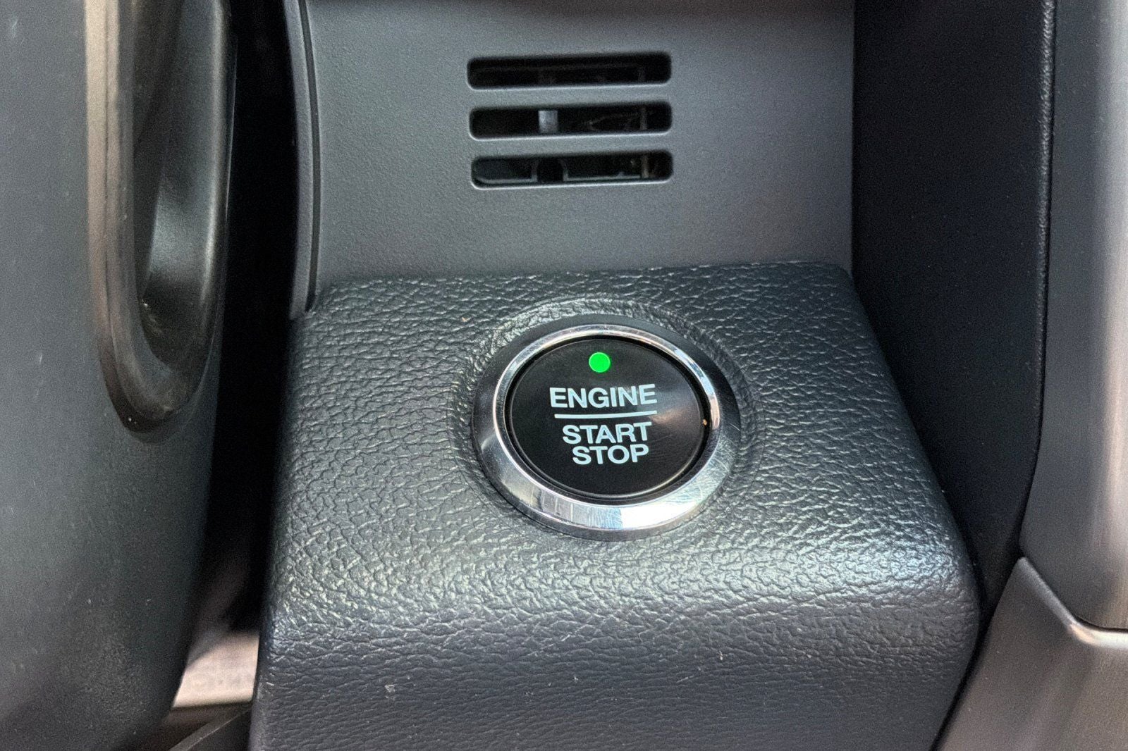 2022 Ford F-450SD Platinum