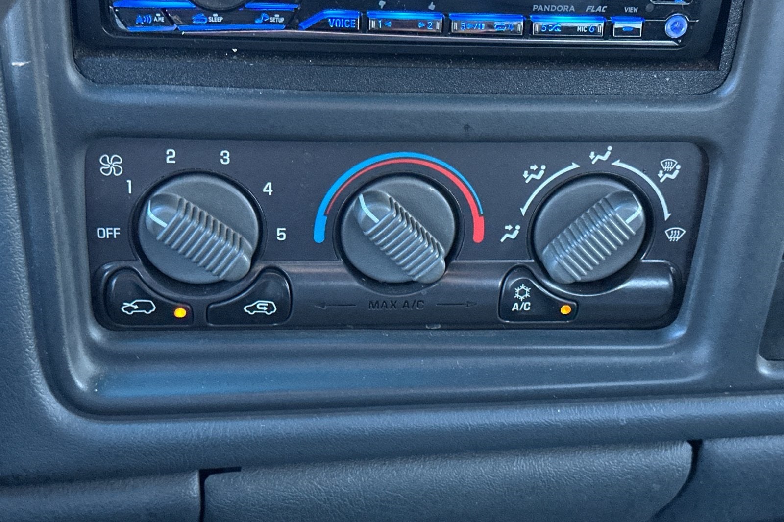 2002 Chevrolet Silverado 1500 LS