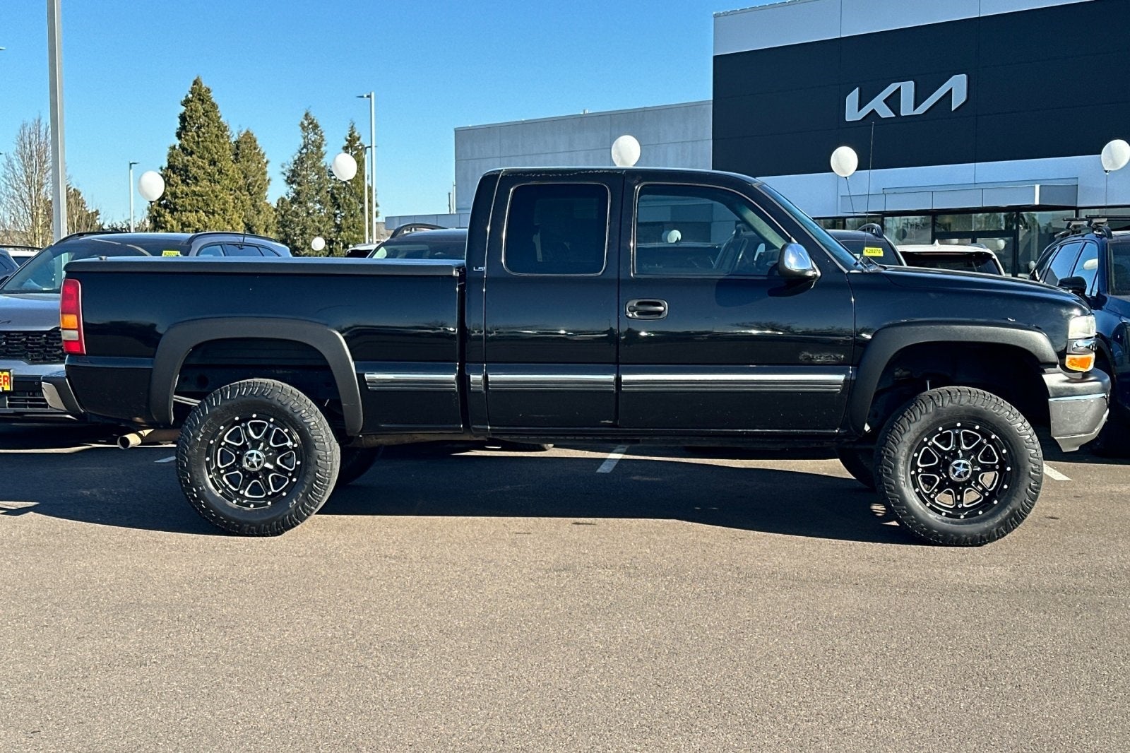 2002 Chevrolet Silverado 1500 LS