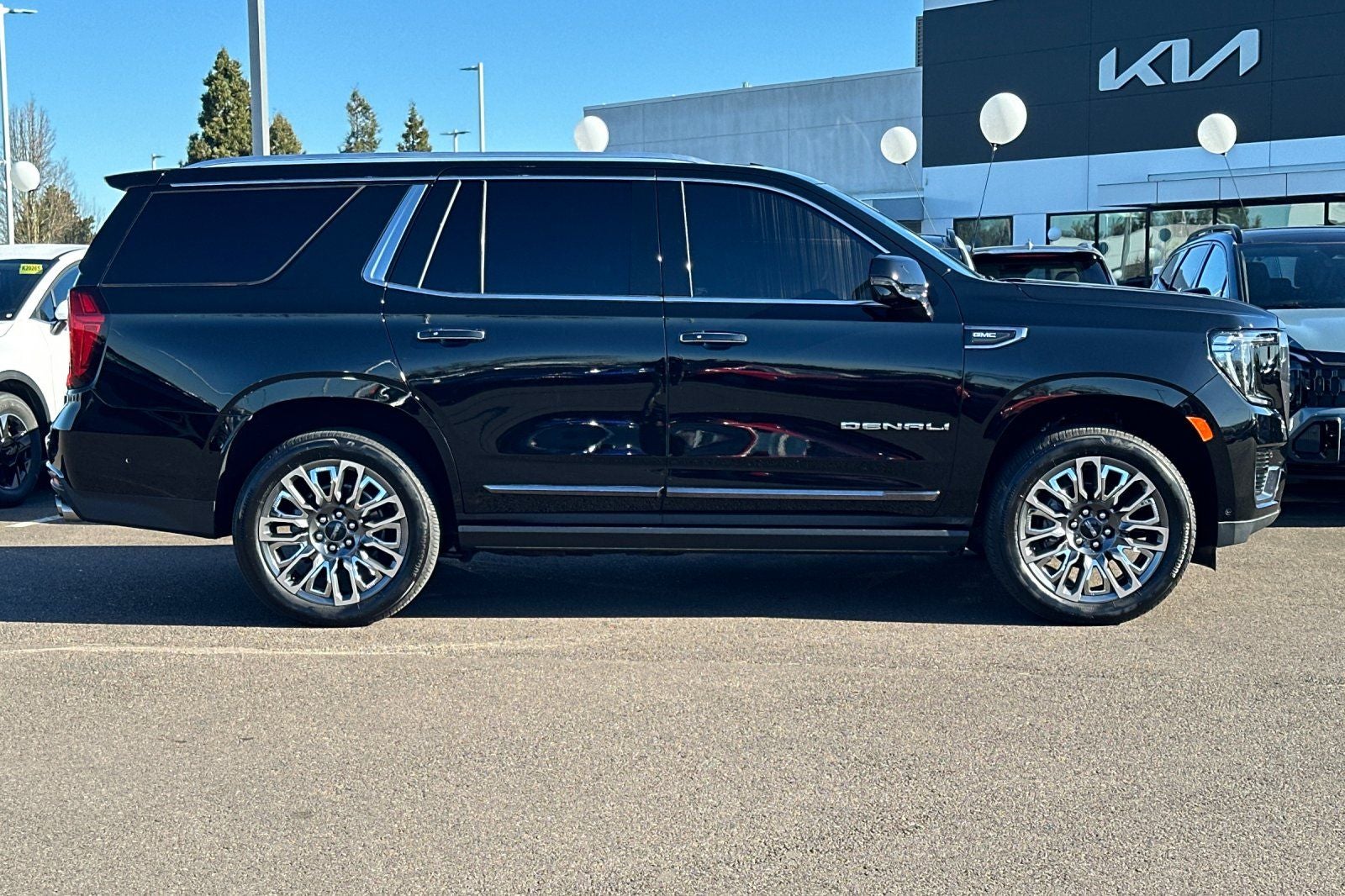 2024 GMC Yukon Denali Ultimate