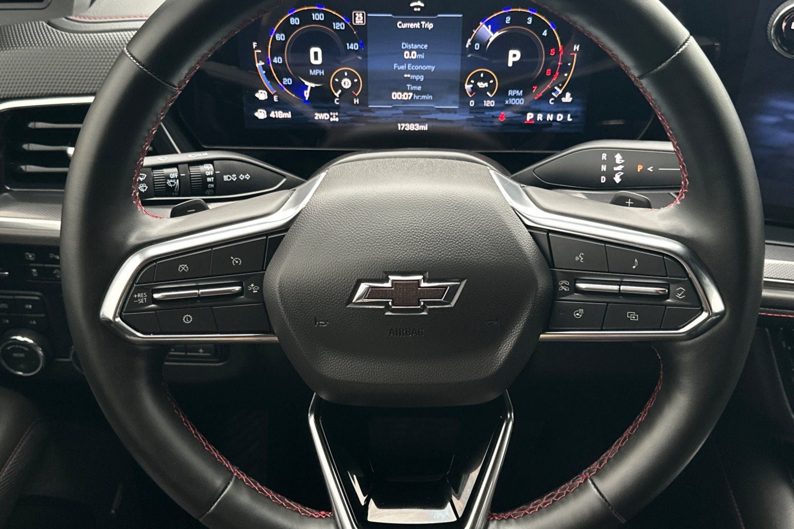 2025 Chevrolet Suburban RST