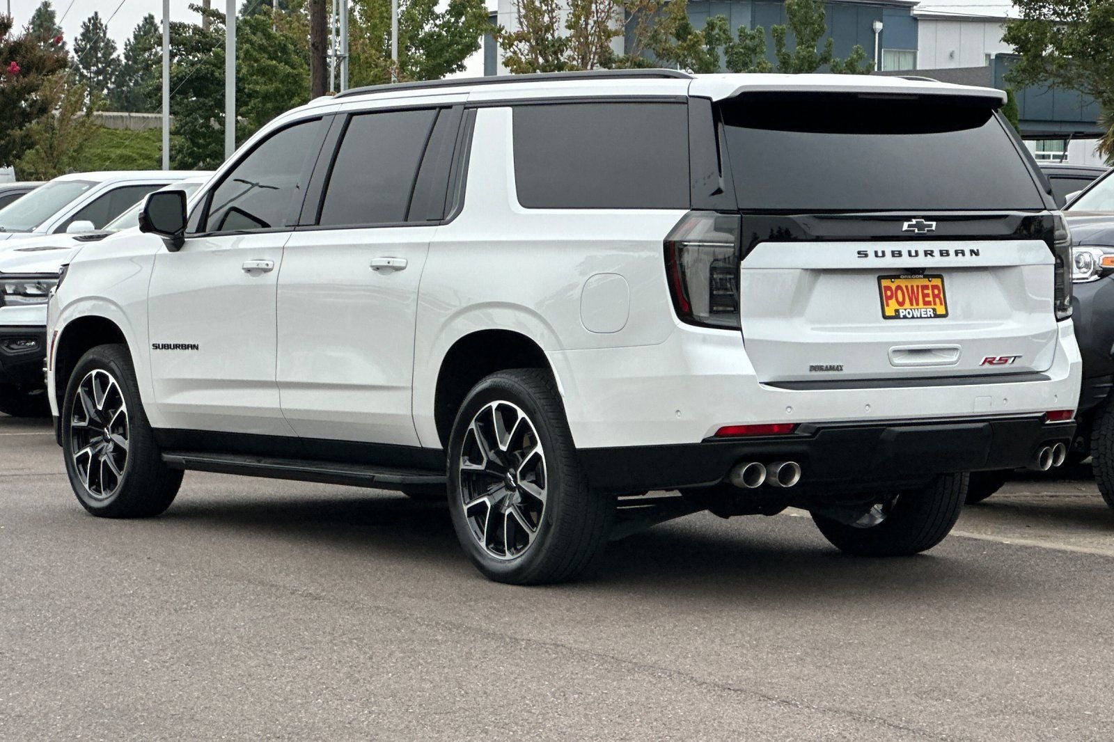 2025 Chevrolet Suburban RST
