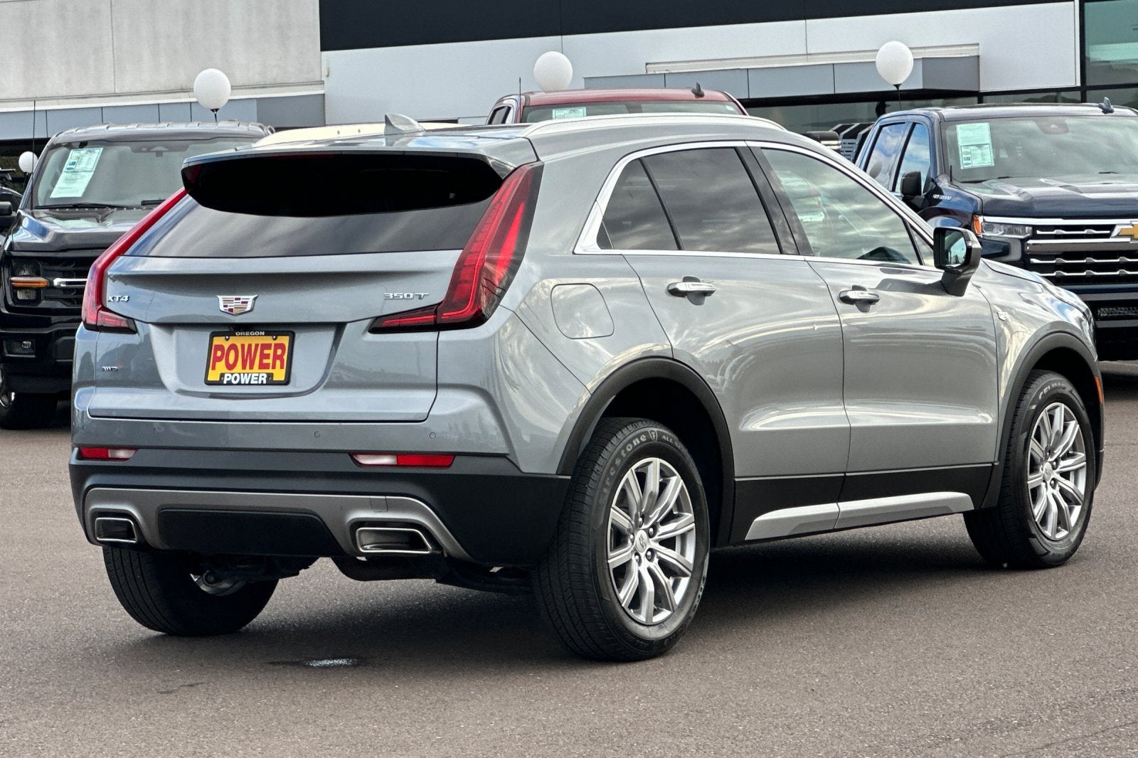 2023 Cadillac XT4 Premium Luxury
