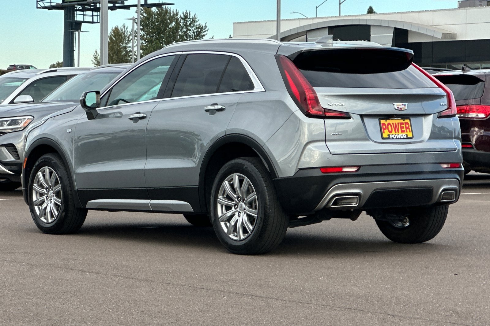 2023 Cadillac XT4 Premium Luxury