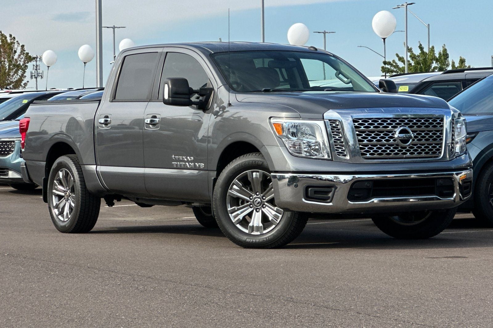 2019 Nissan Titan SV