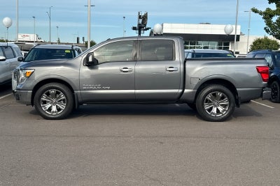 2019 Nissan Titan SV