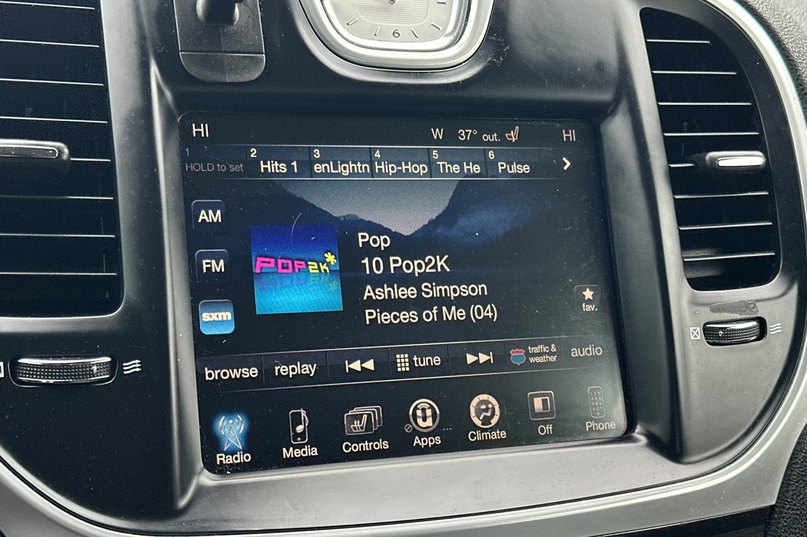 2015 Chrysler 300 Limited