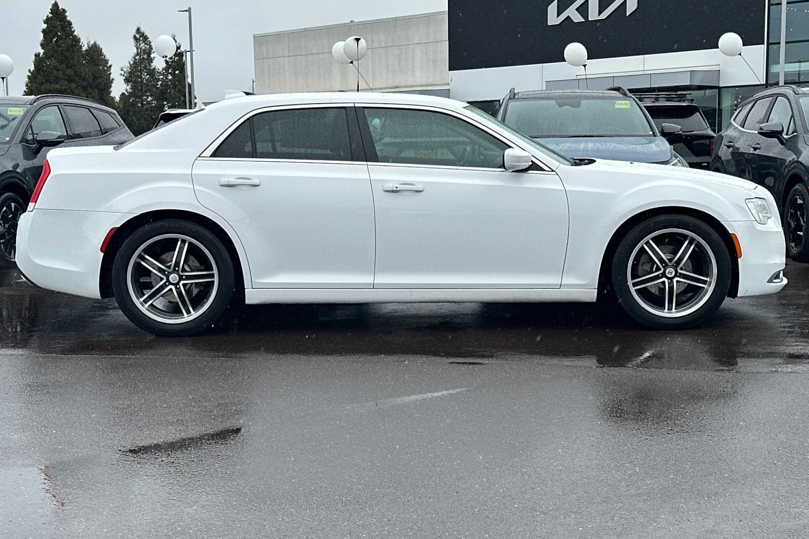 2015 Chrysler 300 Limited