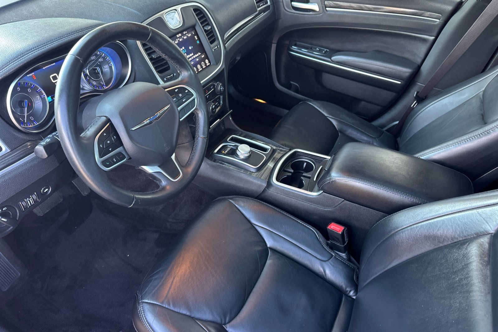 2017 Chrysler 300 Limited