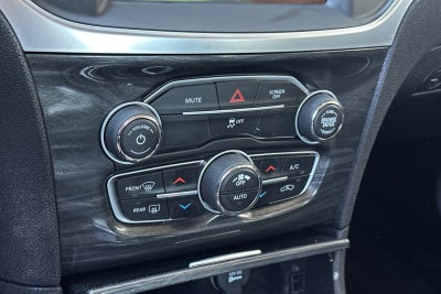 2017 Chrysler 300 Limited