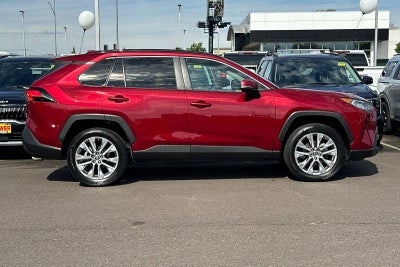 2019 Toyota RAV4 XLE Premium