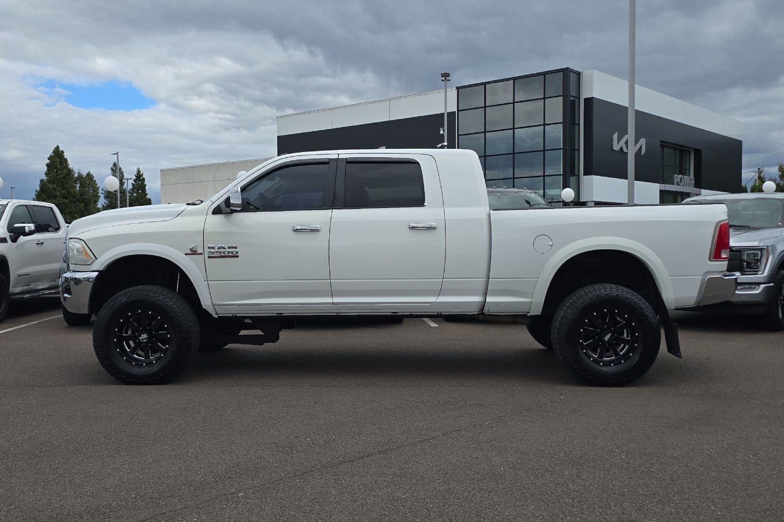2014 RAM 3500 Laramie