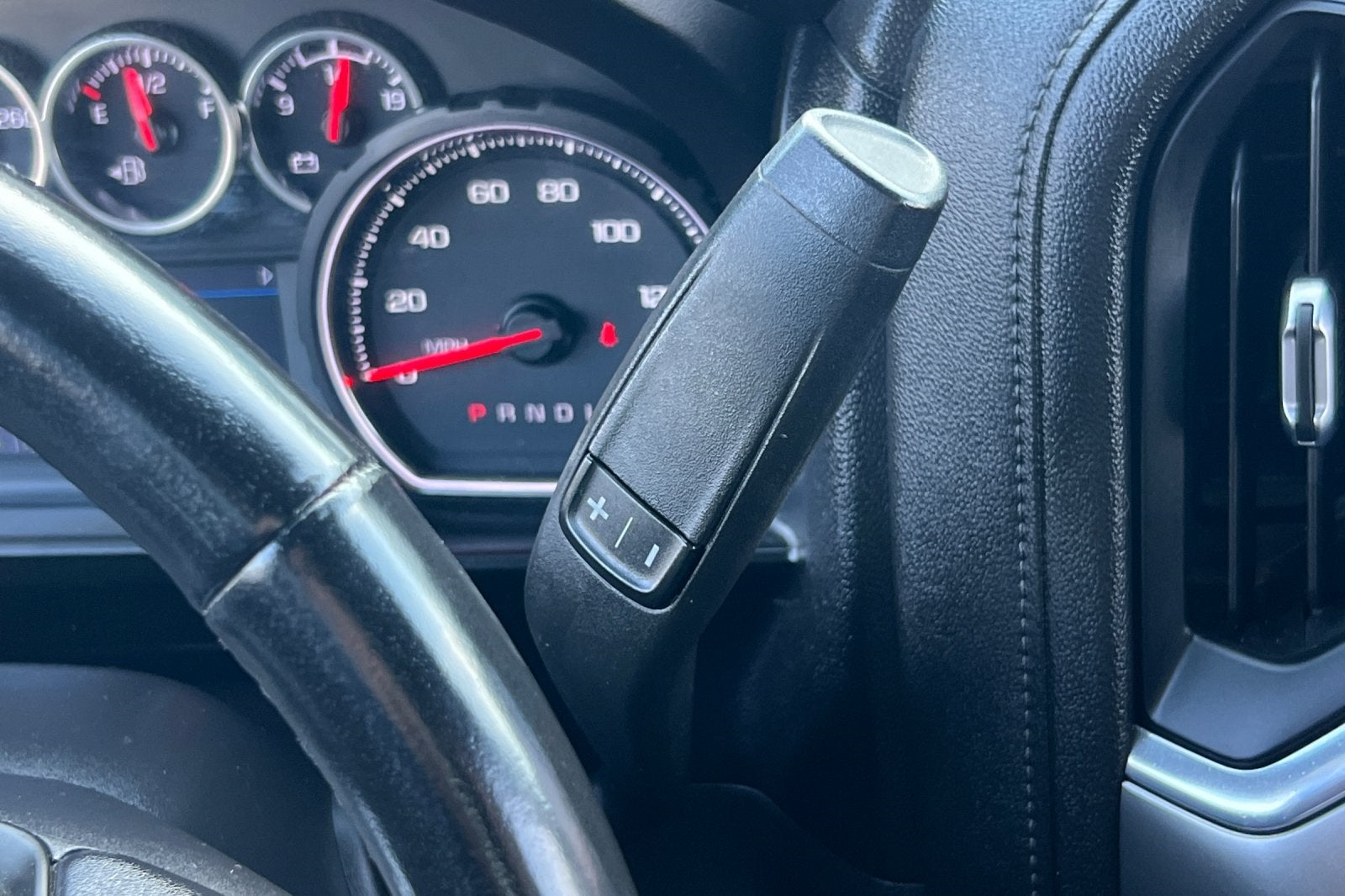 2021 Chevrolet Silverado 1500 LT LT1