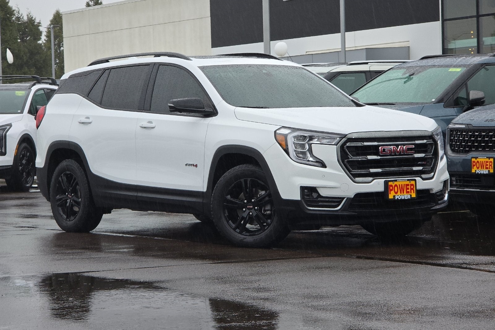 2023 GMC Terrain AT4