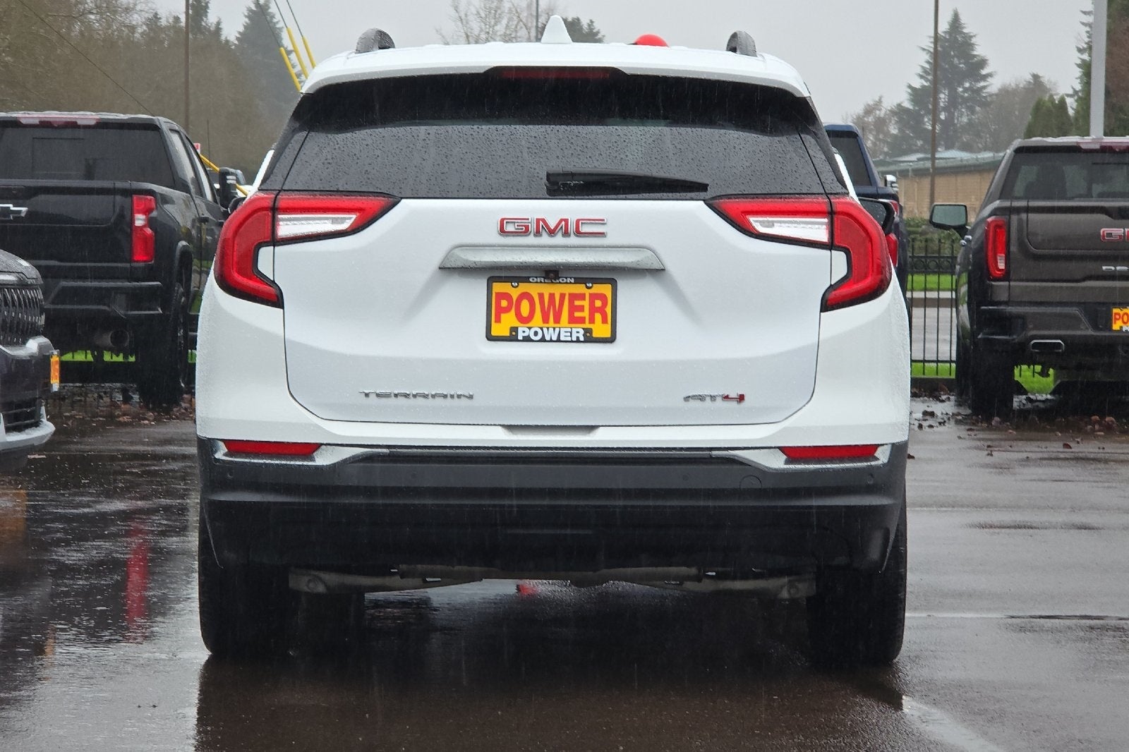 2023 GMC Terrain AT4