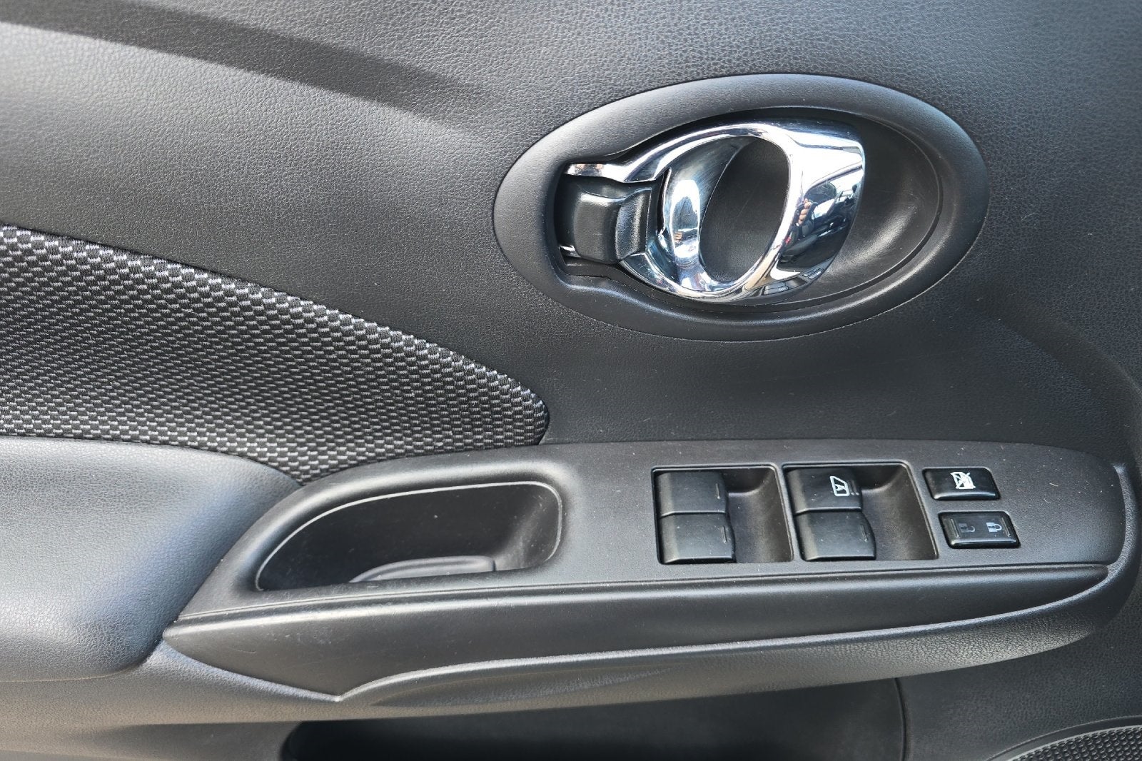 2017 Nissan Versa 1.6 SV