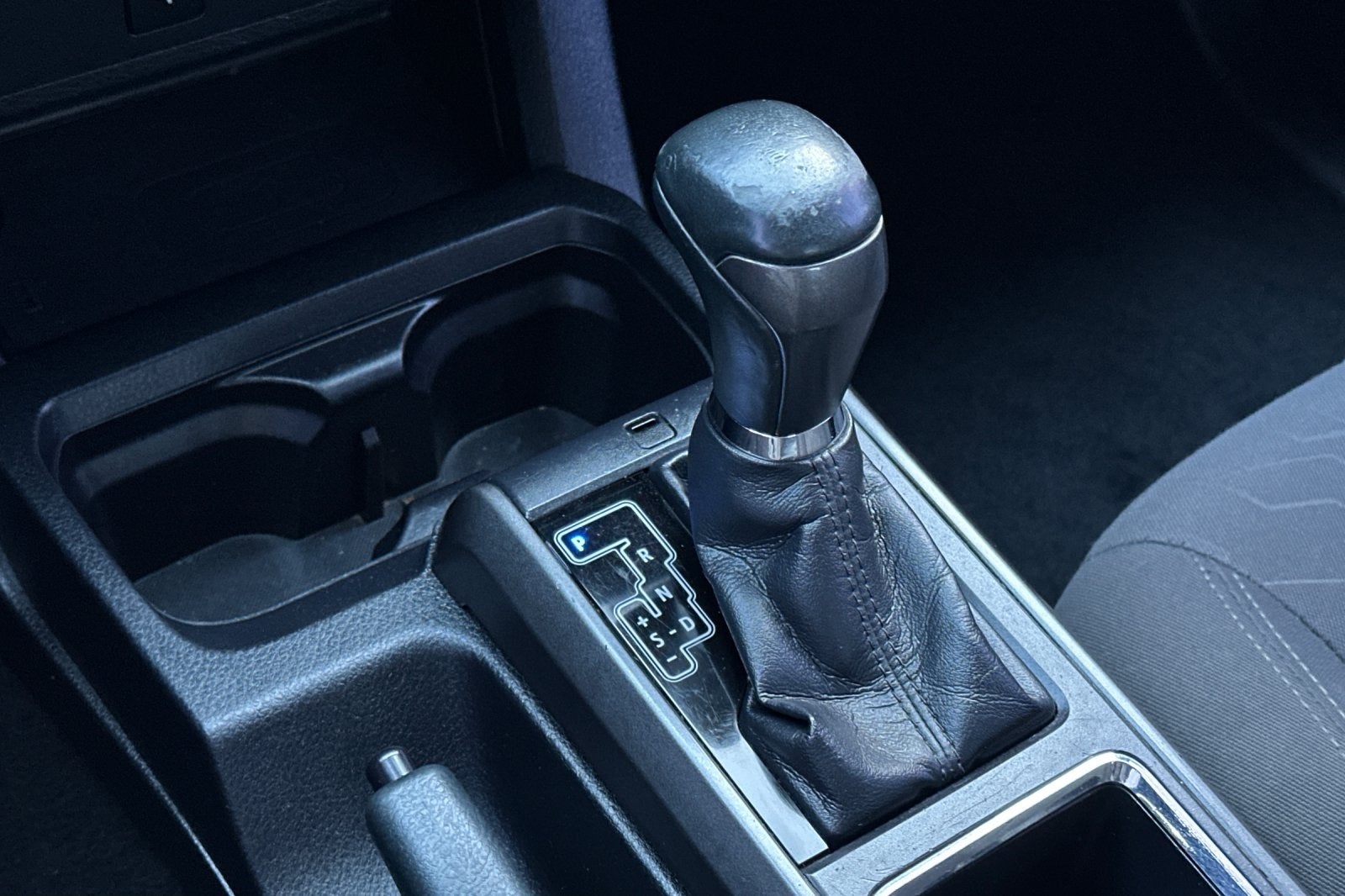 2016 Toyota Tacoma SR V6