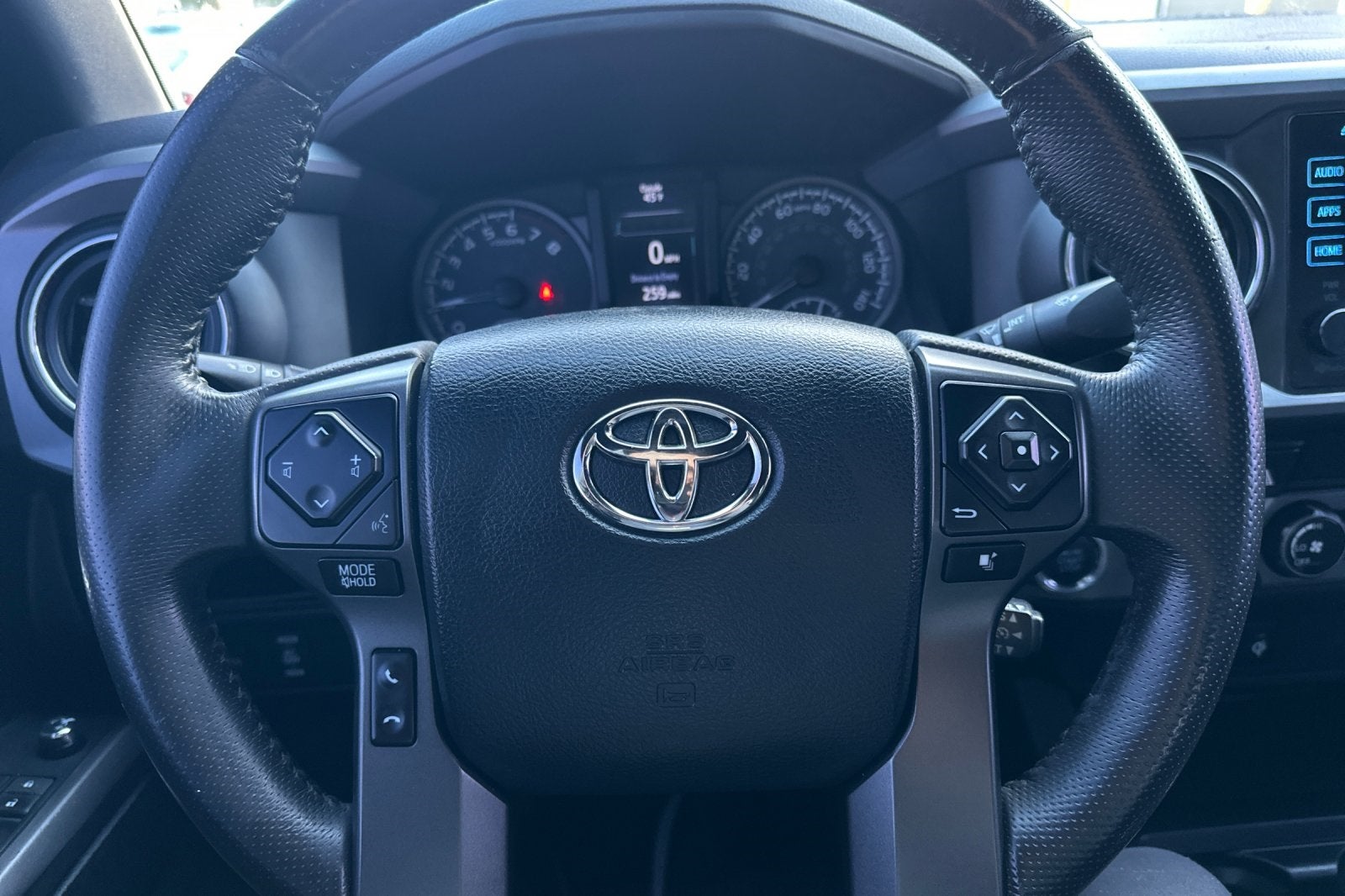 2016 Toyota Tacoma SR V6