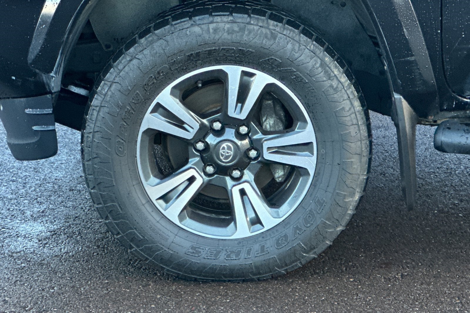 2016 Toyota Tacoma SR V6