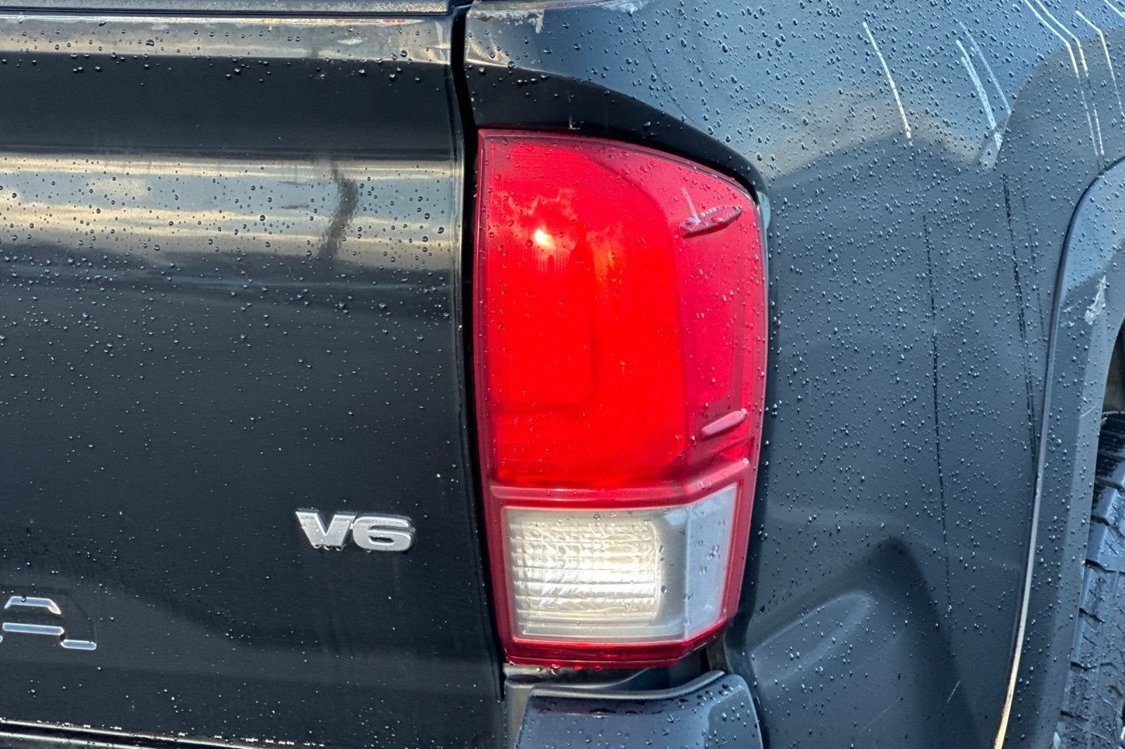 2016 Toyota Tacoma SR V6