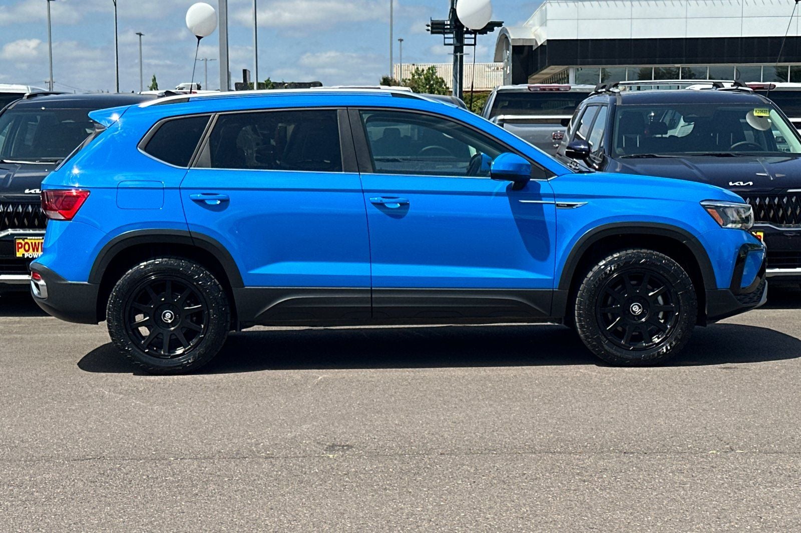 2023 Volkswagen Taos 1.5T SE