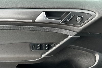 2018 Volkswagen Golf GTI 2.0T SE
