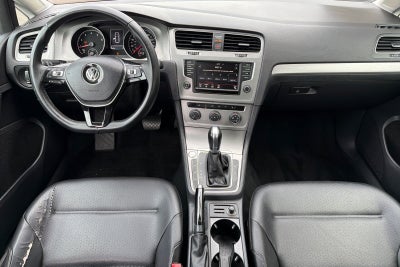 2016 Volkswagen Golf SportWagen SE