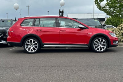 2017 Volkswagen Golf Alltrack TSI S 4Motion