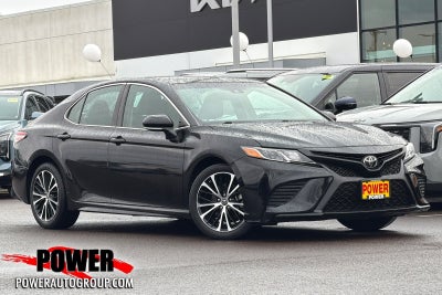 2018 Toyota Camry SE