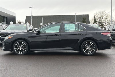 2018 Toyota Camry SE