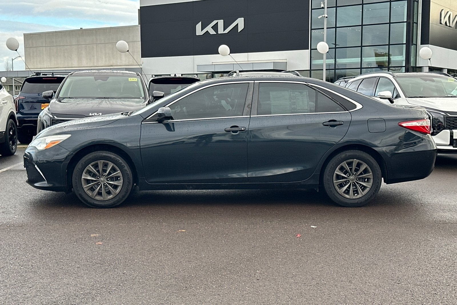 2017 Toyota Camry LE