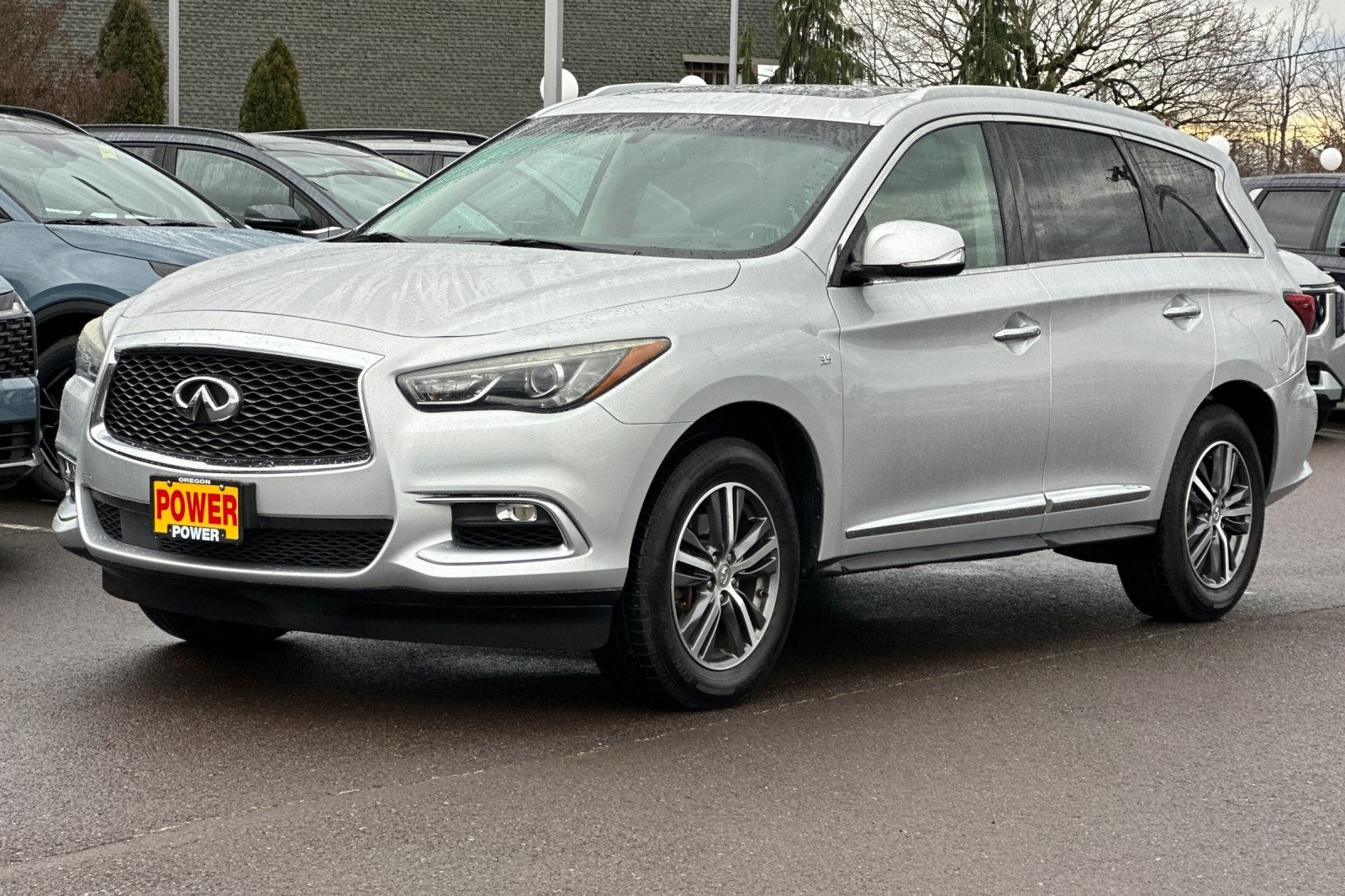 2016 INFINITI QX60 Base