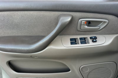 2004 Toyota Tundra SR5