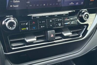 2020 Toyota Highlander Hybrid Platinum