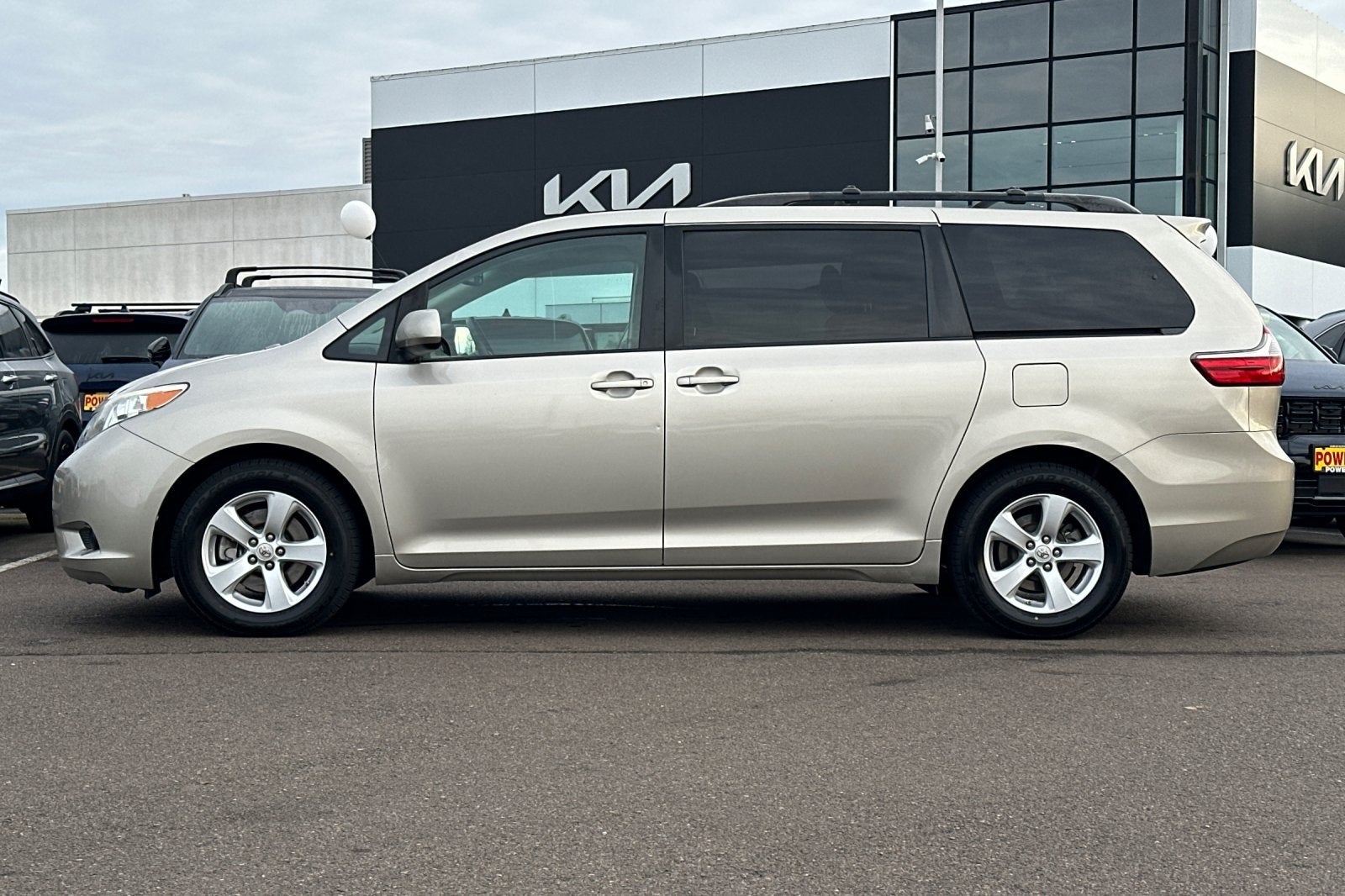 2015 Toyota Sienna LE