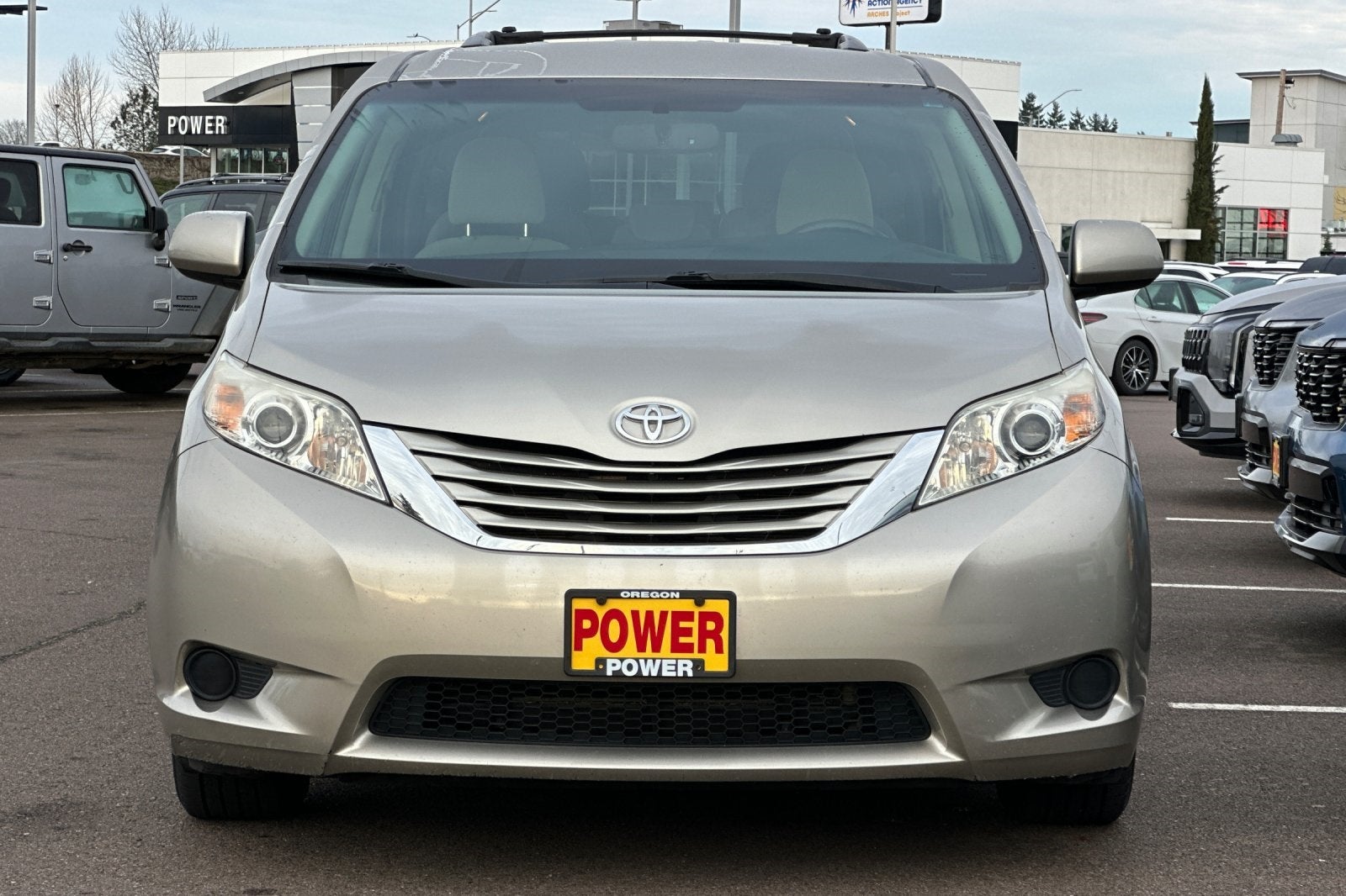 2015 Toyota Sienna LE