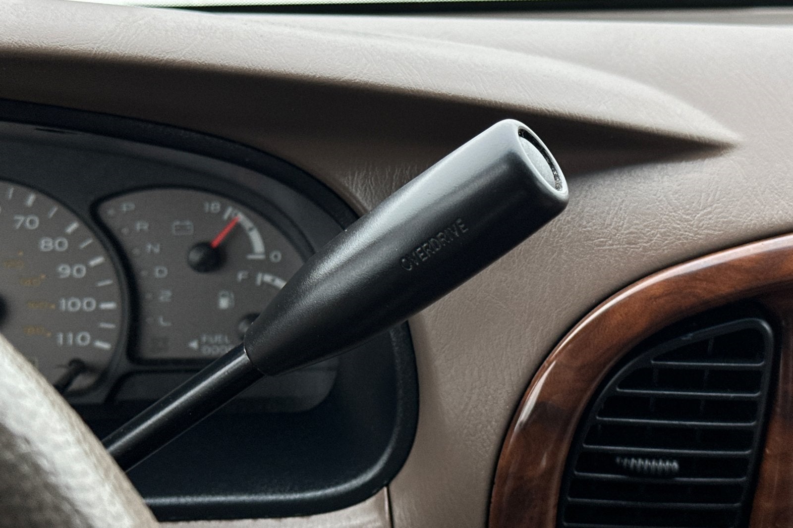 2003 Toyota Sequoia SR5