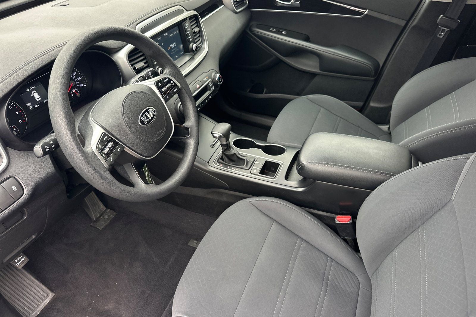2019 Kia Sorento LX