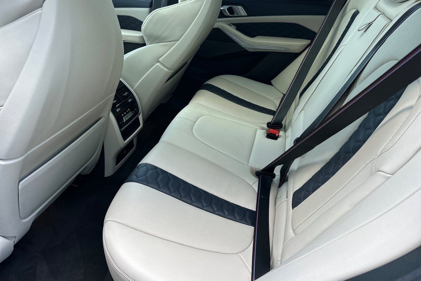 2022 BMW X5 M Base