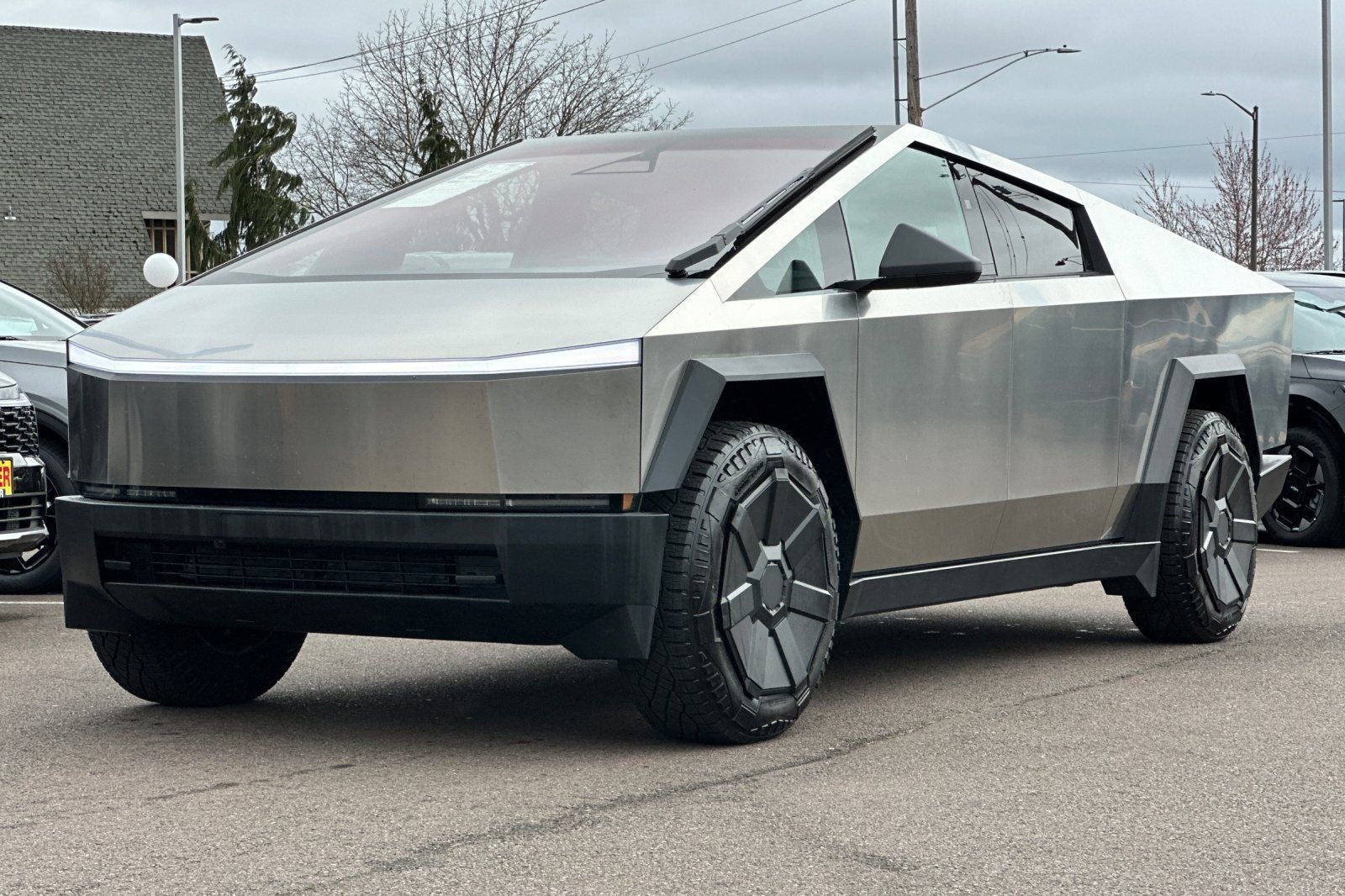 2026 Tesla Cybertruck Base