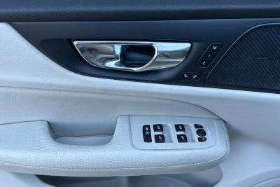 2019 Volvo S60 T6 Momentum