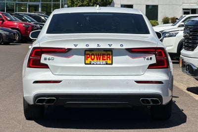 2019 Volvo S60 T6 Momentum