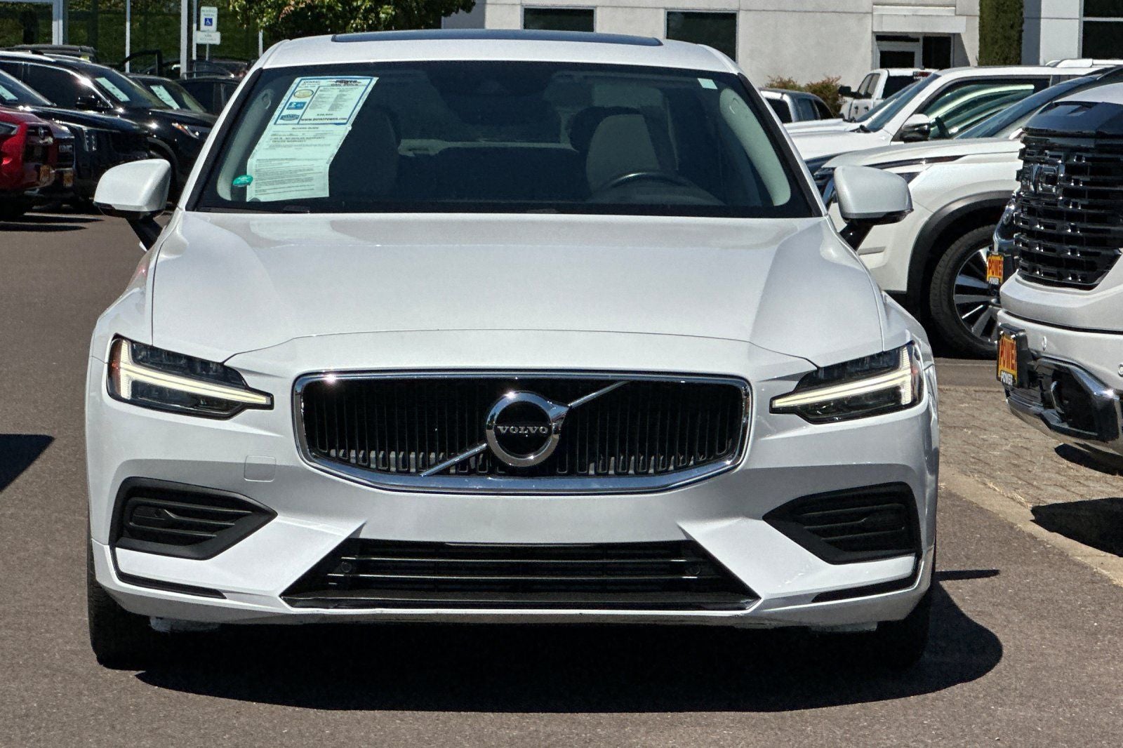 2019 Volvo S60 T6 Momentum