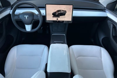 2024 Tesla Model Y Standard Range